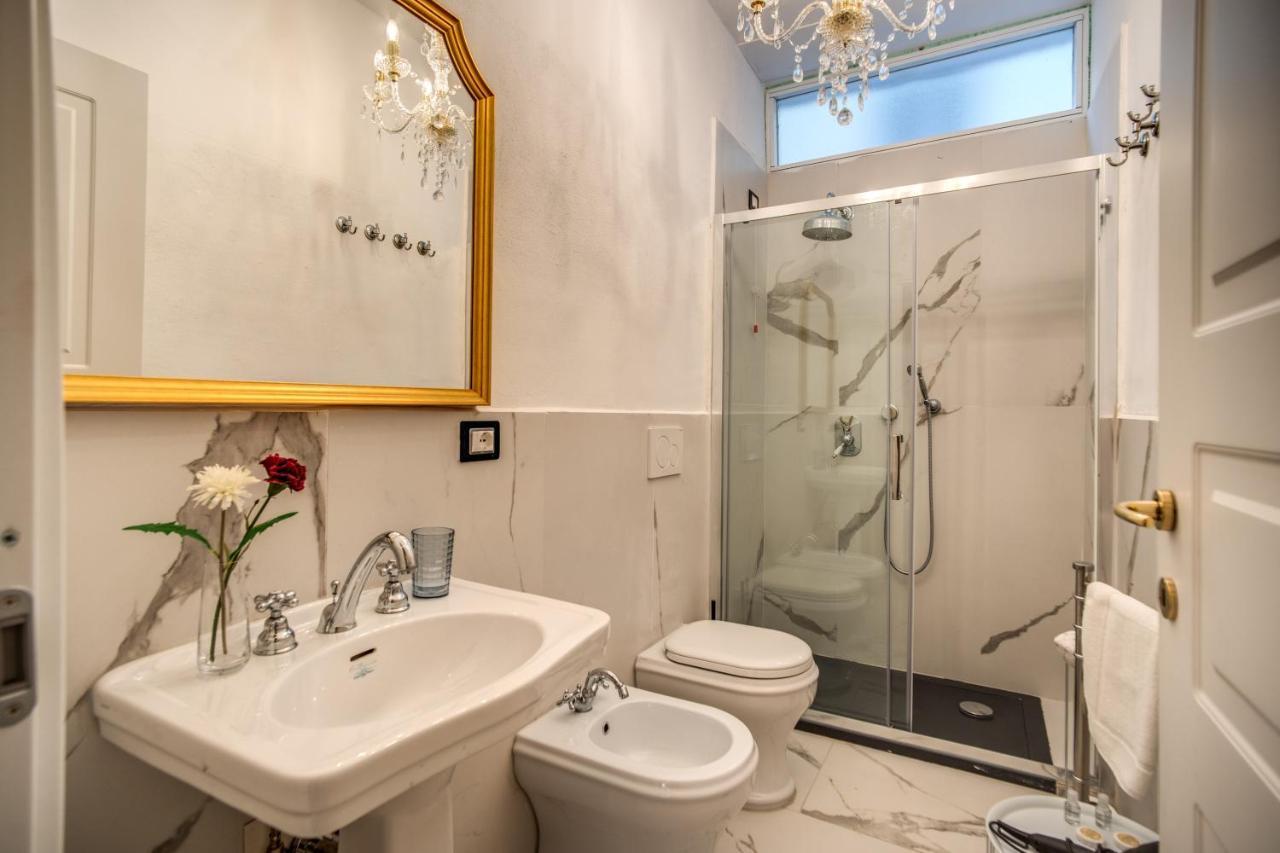 Aweshomeitaly - White Mirrors Apartment Pisa Ngoại thất bức ảnh
